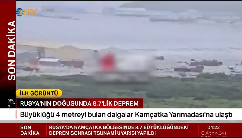 Okyanusun Sesi: Kamçatka Kıyılarında İlk Tsunami Dalgaları
