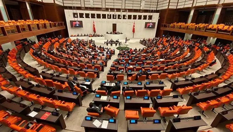 Türkiye Büyük Millet Meclisi'nde Yeni Dokunulmazlık Dosyaları Tartışılıyor