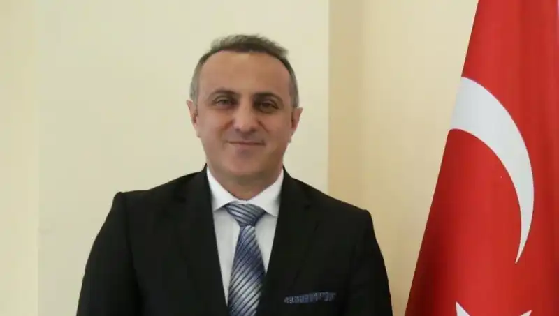 Gümüşhane Üniversitesi'nin Yeni Rektörü: Prof. Dr. Oktay Yıldız Hakkında Bilinmesi Gerekenler