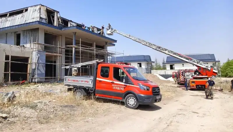 Ankara Gölbaşı’nda Villalarda Yangın Panic Atmosferi Yarattı