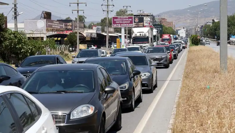 Aydın ve Muğla Arasındaki 60 Kilometrelik Araç Kuyruğu Neden Oluştu?