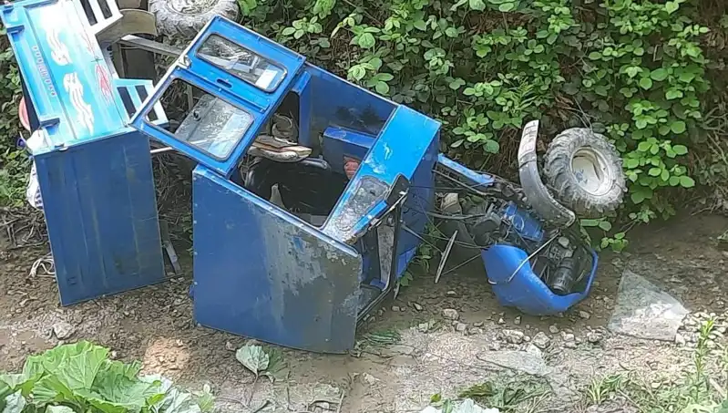 Kontrolden Çıkan Pat Pat Aracın Dereye Devrilmesi: Yaralı Sayısı İki