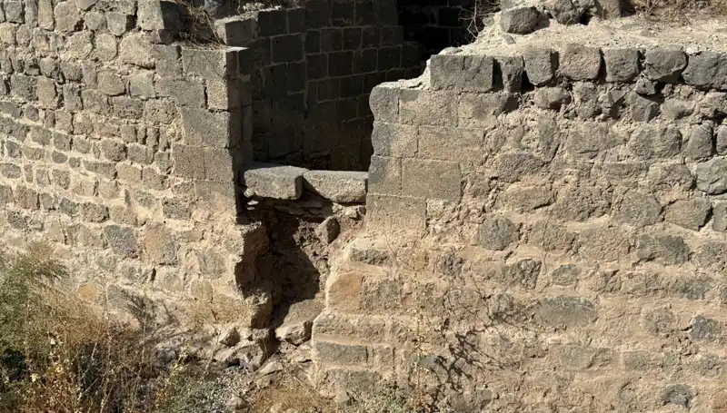 Diyarbakır'da Saint George Kilisesi'nin Tarihi Hamam İddialarını Çürüten Buluntu