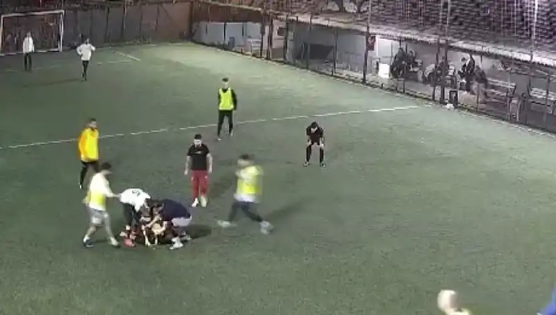 İki Ayrı Halı Sahada Yaşanan Ölüm Olayları: Sporun Karanlık Yüzü