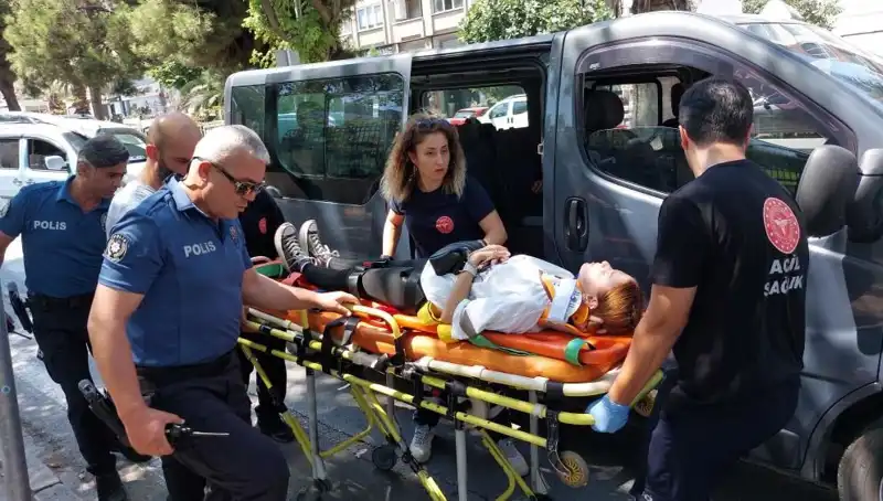 Samsun'da Minibüs Kazası: Bir Hayat Kurtuldu, Diğerleri Yaralandı