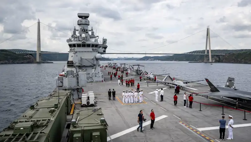 TCG Anadolu, Sarayburnu'ndan Yola Çıktı: Donanmanın Yeni İhtişamı