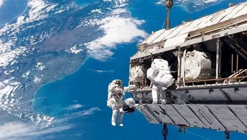 NASA ve Rusya, Ortak Uzay İstasyonu Projesinde İlk Adımı Attı