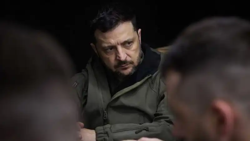 Ukrayna Lideri Zelenski: Rusya, Kuzey Kore Yapımı Füze Kullanıyor