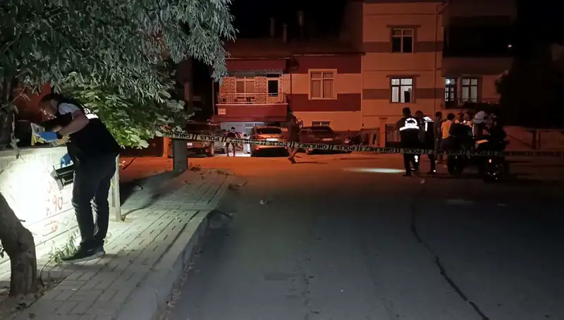 Karaman'da Korkunç Olay: Kız Arkadaşının Tam Karşısında Kanlı Bir Tartışma
