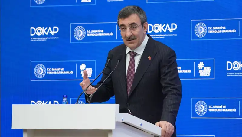 Cevdet Yılmaz, Ekonomi Hedeflerini Açıkladı: Enflasyonla Mücadele Öncü Olacak