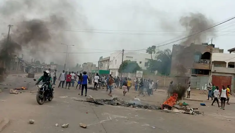 Togo’daki Protestolarda Nehirlerde Bulunan 7 Ceset, Ülkede Gerginlik Yarattı