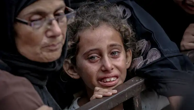 Gazze'de Açlık Savaşları: İsrail Askerlerinin Şok Eden Eylemi