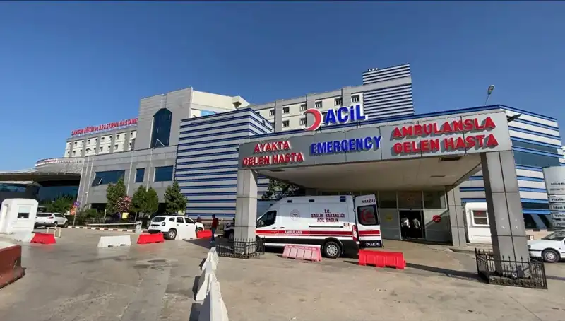 Tavuktan Zehirlenen 225 İşçi Taburcu Oldu, Olayın Perde Arkası Neler?