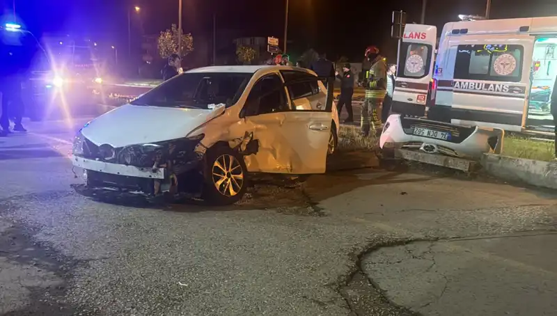 Pikap ve Otomobil Çarpıştı: Kaza Sonrası Yaşananlar ve Soruşturma Detayları